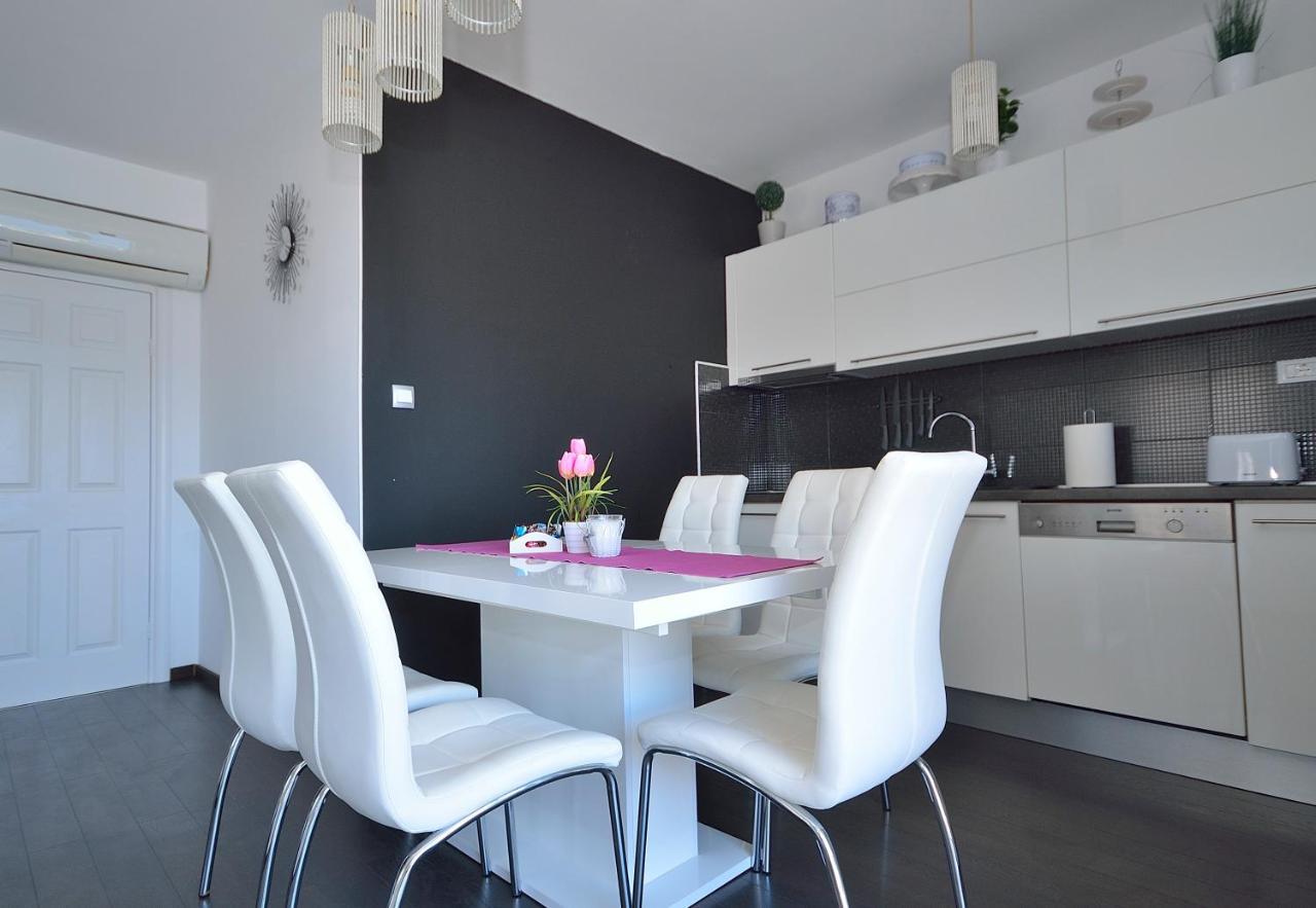 Apartman Staro Selo Primošten Extérieur photo